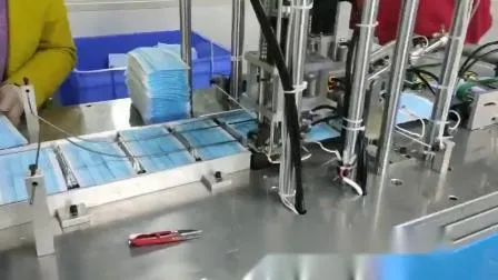 65PCS/Min 자동 편평한 외이마스크 기계